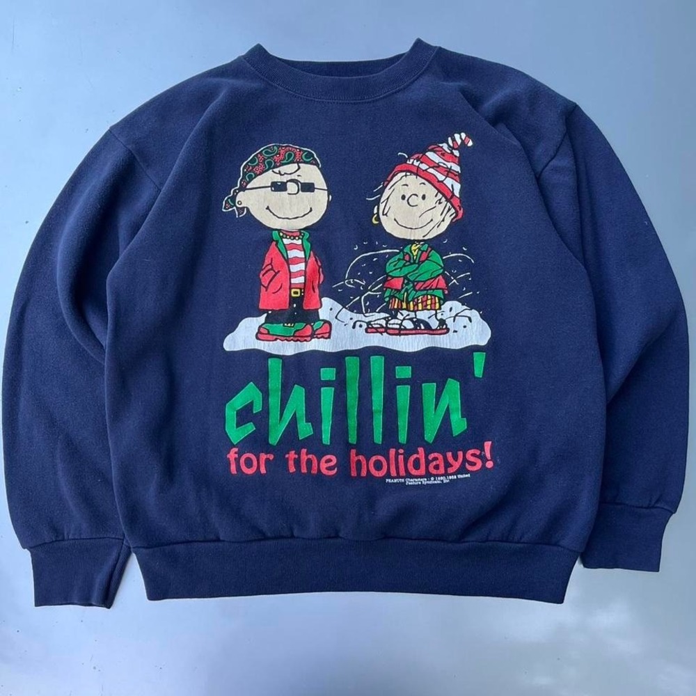 Vintage Peanuts "chillin for the holidays" crew neck sweater